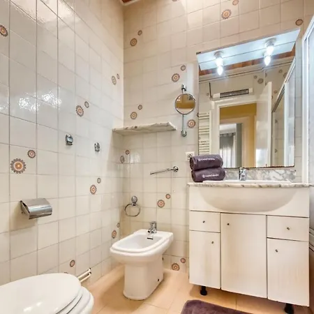 Sleeps 10 Pool Wifi Villa Lloret de Mar